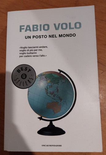 Libro romanzo posto - romanzo,